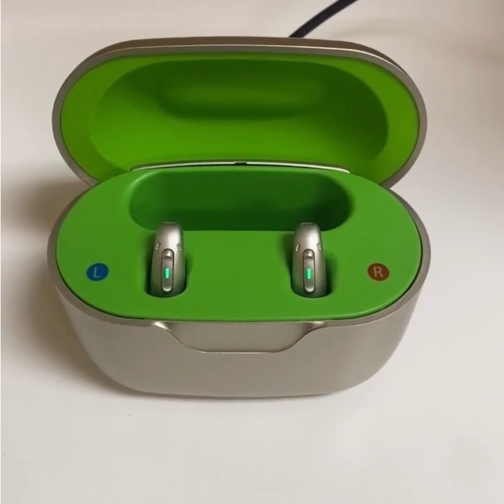 New Phonak Mini Charging Case for Marvel & Paradise Hearing Aids Case Cords ONLY - Picture 4 of 5